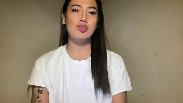 fallon empress143 online show from September 2025 09:16:02 PM