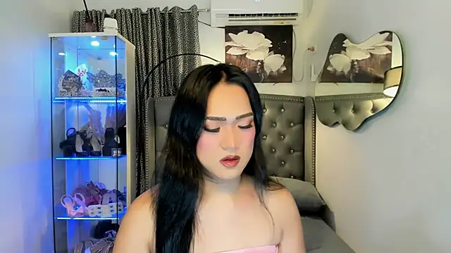 bigcockvenice online show from October 2025 03:01:01 PM