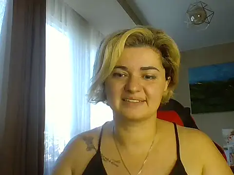 Snapshot of Wymini chatting on September 2025 11:11:01 AM Wymini online show from September 2025 11:11:01 AM