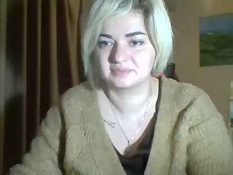 Snapshot of Wymini chatting on October 2025 10:32:01 PM Wymini online show from October 2025 10:32:01 PM