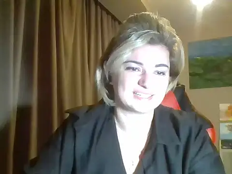 Snapshot of Wymini chatting on October 2025 10:11:01 PM Wymini online show from October 2025 10:11:01 PM