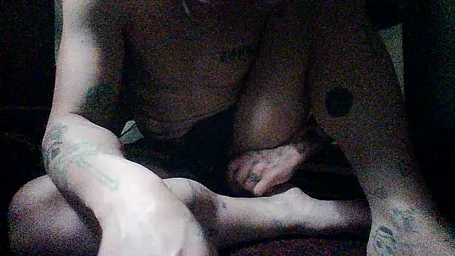 Snapshot of RivslRabbit chatting on February 2026 12:32:02 PM RivslRabbit online show from February 2026 12:32:02 PM