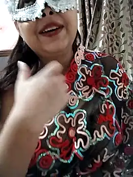 colleen hoover online show from November 2025 05:28:02 AM