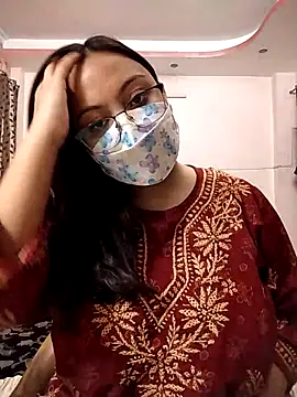 colleen hoover online show from November 2025 07:21:02 AM