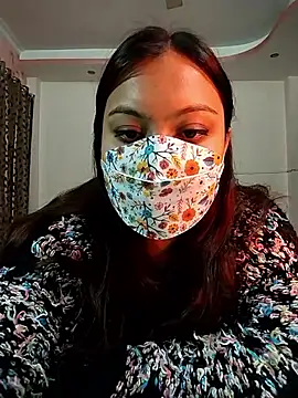 colleen hoover online show from December 2025 07:53:02 PM