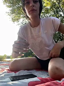 Snapshot of sweetchery999999 chatting on September 2025 03:23:02 PM sweetchery999999 online show from September 2025 03:23:02 PM