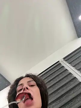 Snapshot of sweetchery999999 chatting on December 2025 07:43:01 PM sweetchery999999 online show from December 2025 07:43:01 PM