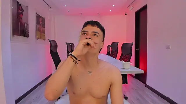 BenitoSaenz online show from March 2026 12:33:11 PM