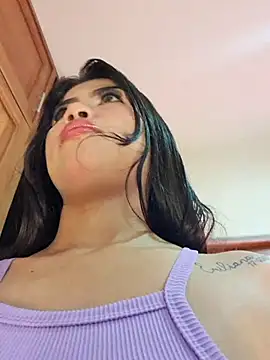 Snapshot of Luna_20x chatting on November 2025 06:52:01 PM Luna 20x online show from November 2025 06:52:01 PM