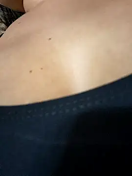 Snapshot of Luna_20x chatting on December 2025 06:57:02 PM Luna 20x online show from December 2025 06:57:02 PM