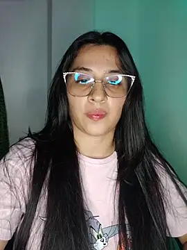 Snapshot of VALENTINA_ROUSE_ chatting on May 2026 11:23:01 PM VALENTINA ROUSE online show from May 2026 11:23:01 PM