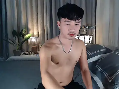 cute richard24 online show from November 2025 06:04:02 PM