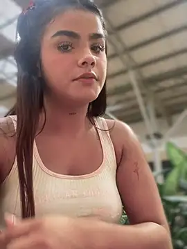 Snapshot of Kaily_Sweet16 chatting on November 2025 07:02:02 PM Kaily Sweet16 online show from November 2025 07:02:02 PM