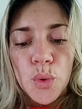 cameron 06 online show from November 2025 06:29:01 PM