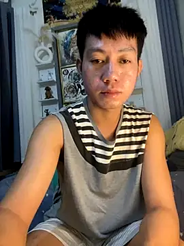 xshyboyx online show from October 2025 12:28:02 PM