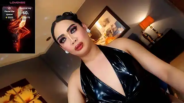 FridaHumphrey online show from April 2026 04:58:02 PM