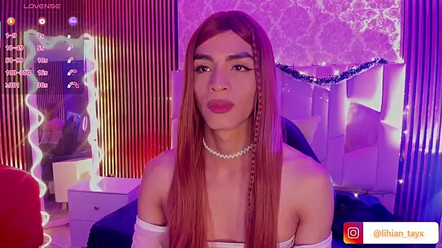 Snapshot of LIHIAN_TAY chatting on November 2025 04:56:01 AM LIHIAN TAY online show from November 2025 04:56:01 AM