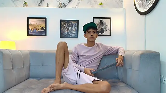 PRETTY SEX1 online show from December 2025 01:37:02 PM