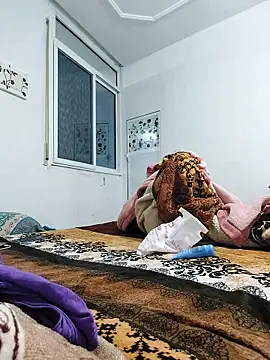 rousaa online show from April 2026 09:15:01 PM