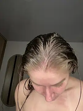 Agata Holman online show from February 2026 07:21:01 PM