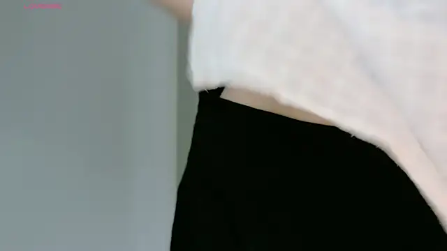 Ryeon 99 online show from May 2026 03:02:01 AM