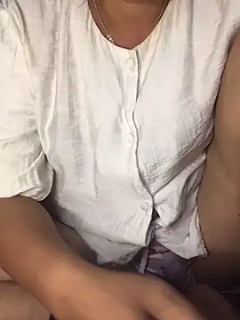 Snapshot of Millionly chatting on April 2026 02:51:02 PM Millionly online show from April 2026 02:51:02 PM