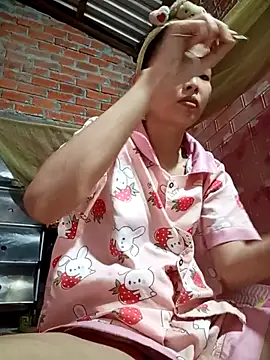 Snapshot of Sammy265 chatting on November 2025 11:56:02 AM Sammy265 online show from November 2025 11:56:02 AM