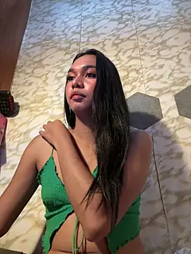 Snapshot of youryummybaby chatting on February 2026 05:45:01 AM youryummybaby online show from February 2026 05:45:01 AM