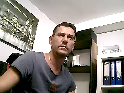 Snapshot of mastercharisma35 chatting on November 2025 10:04:02 AM mastercharisma35 online show from November 2025 10:04:02 AM