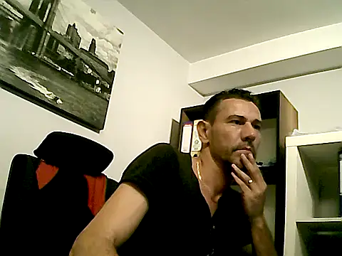 Snapshot of mastercharisma35 chatting on May 2026 05:18:02 PM mastercharisma35 online show from May 2026 05:18:02 PM