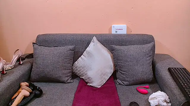 Snapshot of lunasexyXx chatting on November 2025 04:59:01 AM lunasexyXx online show from November 2025 04:59:01 AM