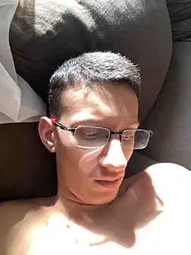 safadezanunes2 online show from September 2025 05:35:02 PM