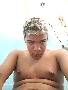 Snapshot of joaozao17cm chatting on October 2025 07:44:02 PM joaozao17cm online show from October 2025 07:44:02 PM