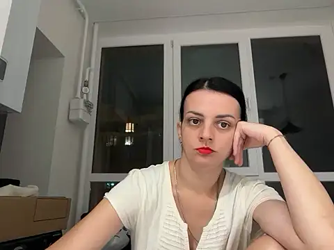 Sladosttss online show from November 2025 05:14:01 PM