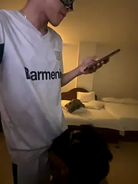 boyhigh1997 online show from November 2025 10:01:01 PM