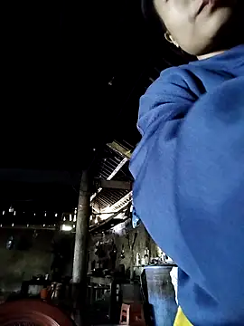 Snapshot of Rioo122 chatting on October 2025 02:35:01 AM Rioo122 online show from October 2025 02:35:01 AM