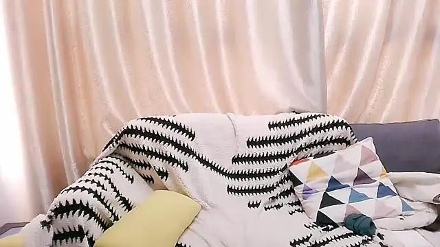 Snapshot of Tsia-Die chatting on October 2025 05:17:02 AM Tsia-Die online show from October 2025 05:17:02 AM