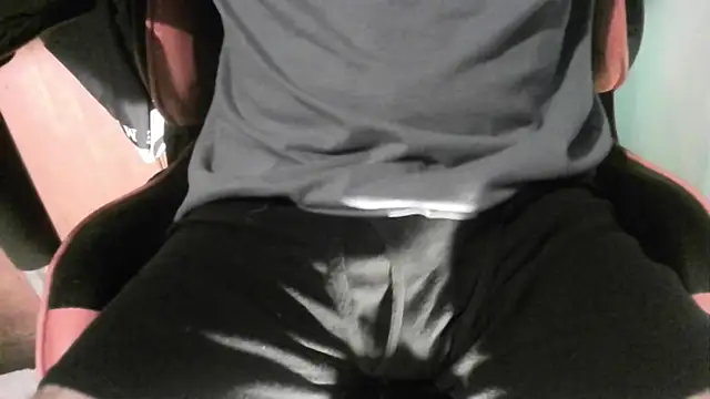 Skinny Longhair online show from January 2026 07:24:02 AM