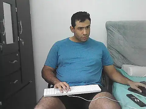morenocabro10 online show from April 2026 09:39:01 PM
