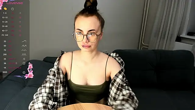 MewStella online show from January 2026 08:34:02 PM