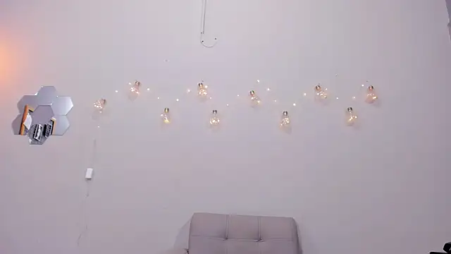 Snapshot of alianim chatting on November 2025 07:41:02 AM alianim online show from November 2025 07:41:02 AM