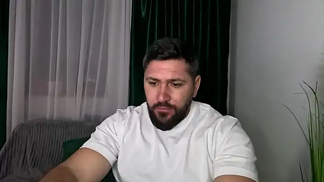 Gold Alpha Boy online show from March 2026 06:55:02 PM