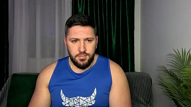 Gold Alpha Boy online show from May 2026 07:20:02 PM