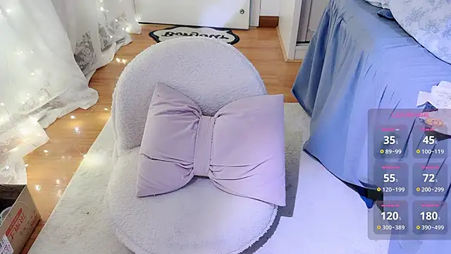 charlotte520 online show from September 2025 02:11:01 AM