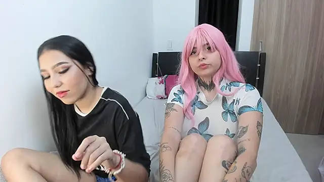 aria and tammy online show from November 2025 07:44:01 AM