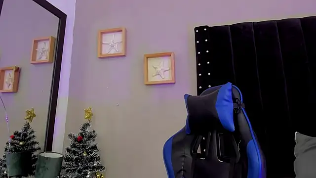 Mathewboy1 online show from December 2025 07:09:01 PM