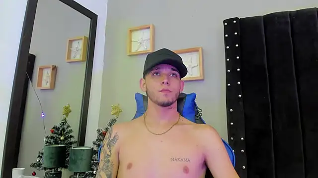 Mathewboy1 online show from December 2025 07:10:01 PM