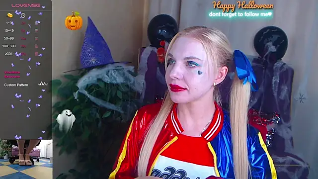 Snapshot of LiSinDoll chatting on October 2025 06:48:01 AM LiSinDoll online show from October 2025 06:48:01 AM