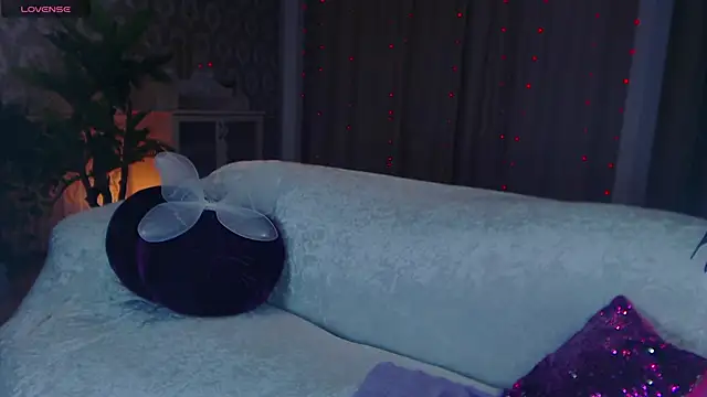 Snapshot of LiSinDoll chatting on November 2025 06:23:02 AM LiSinDoll online show from November 2025 06:23:02 AM