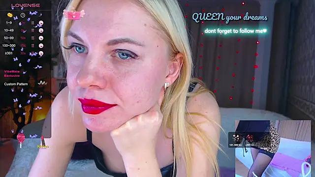 Snapshot of LiSinDoll chatting on December 2025 07:05:01 AM LiSinDoll online show from December 2025 07:05:01 AM